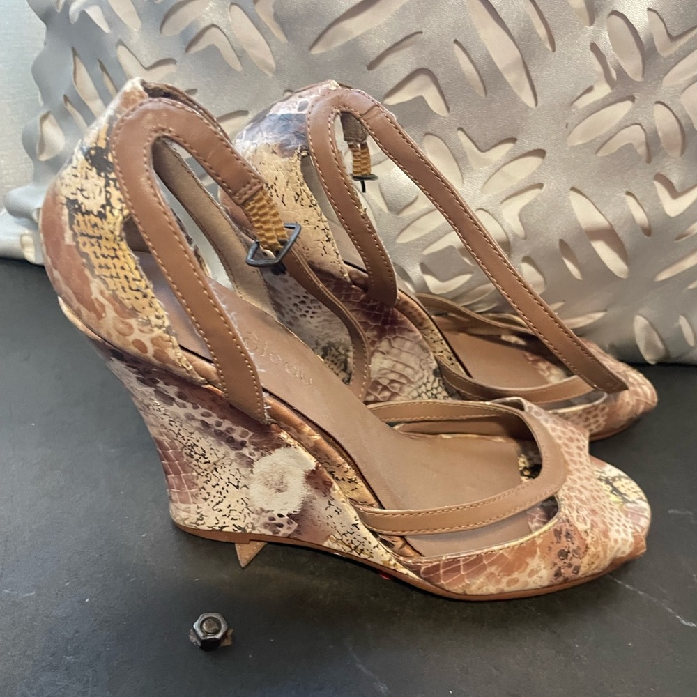 Heels le chateau
